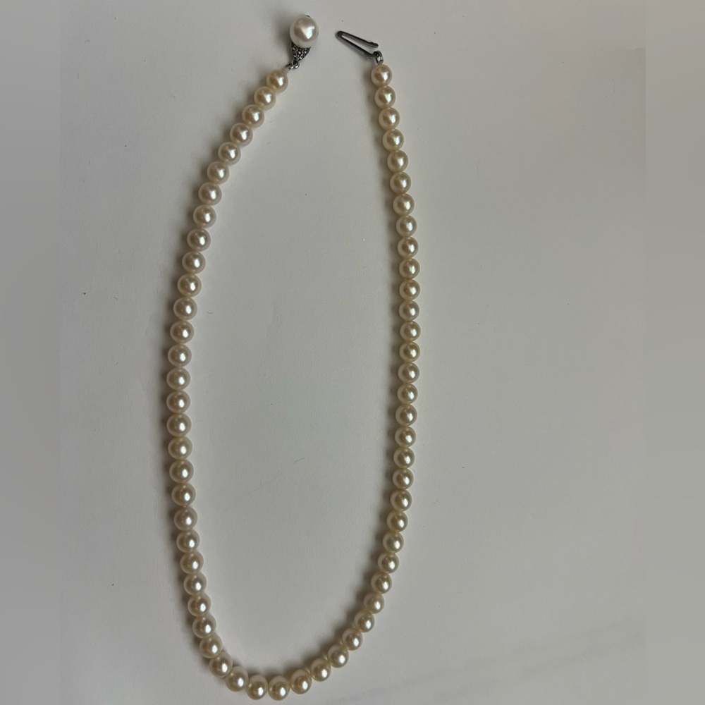 Authentic Mikimoto Akoya Pearl Necklace